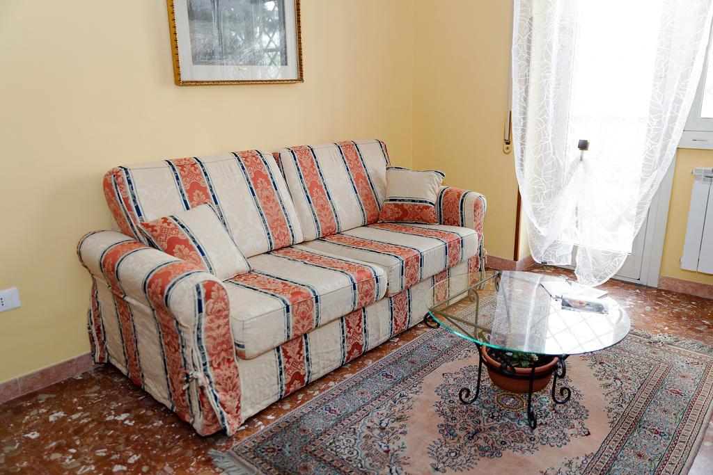 Casa Vacanza Da Andrea Рим Экстерьер фото